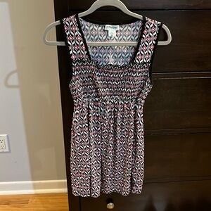Motherhood Maternity size small sleeveless blouse